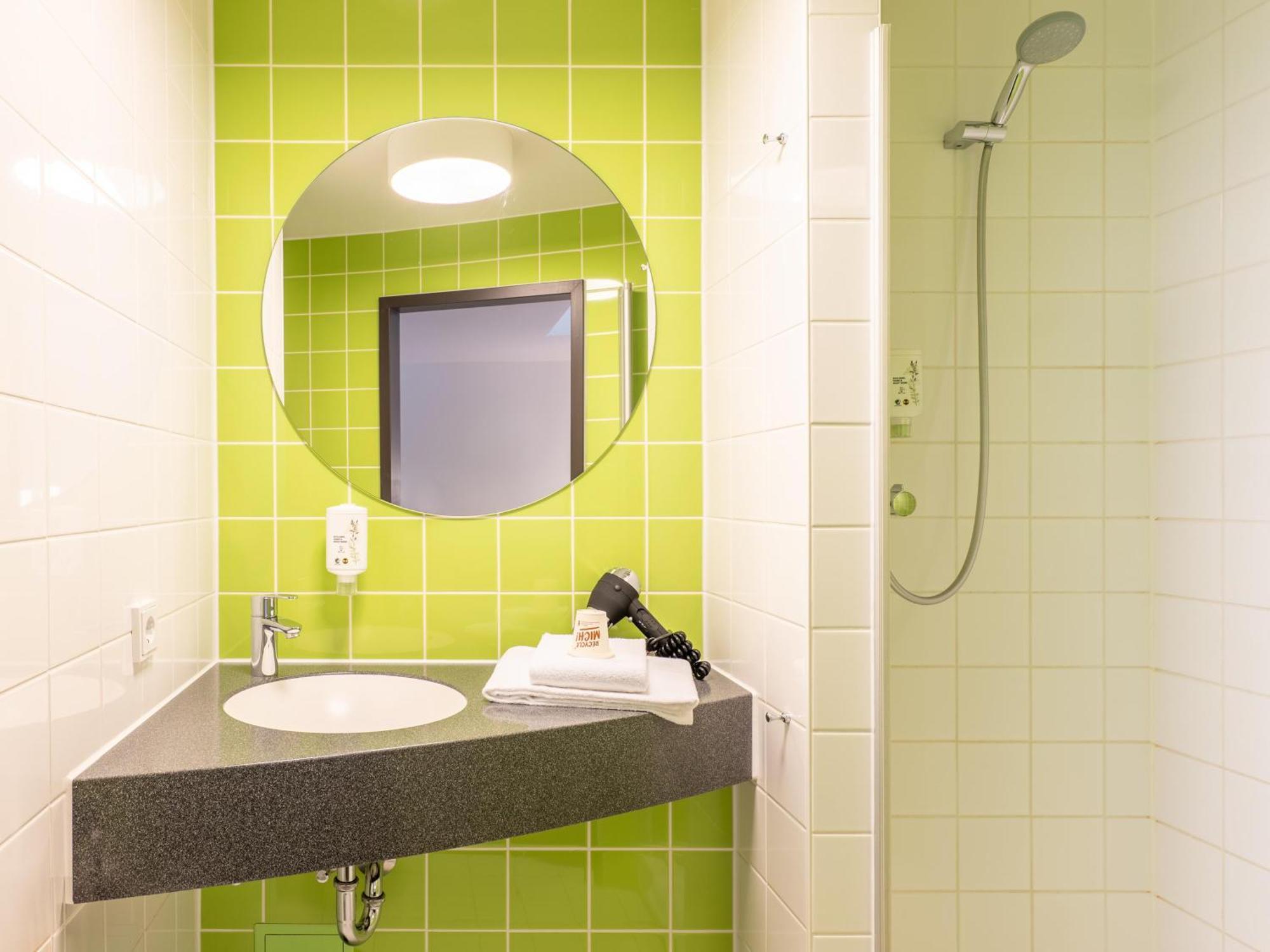 B&B Hotel Ludwigshafen מראה חיצוני תמונה
