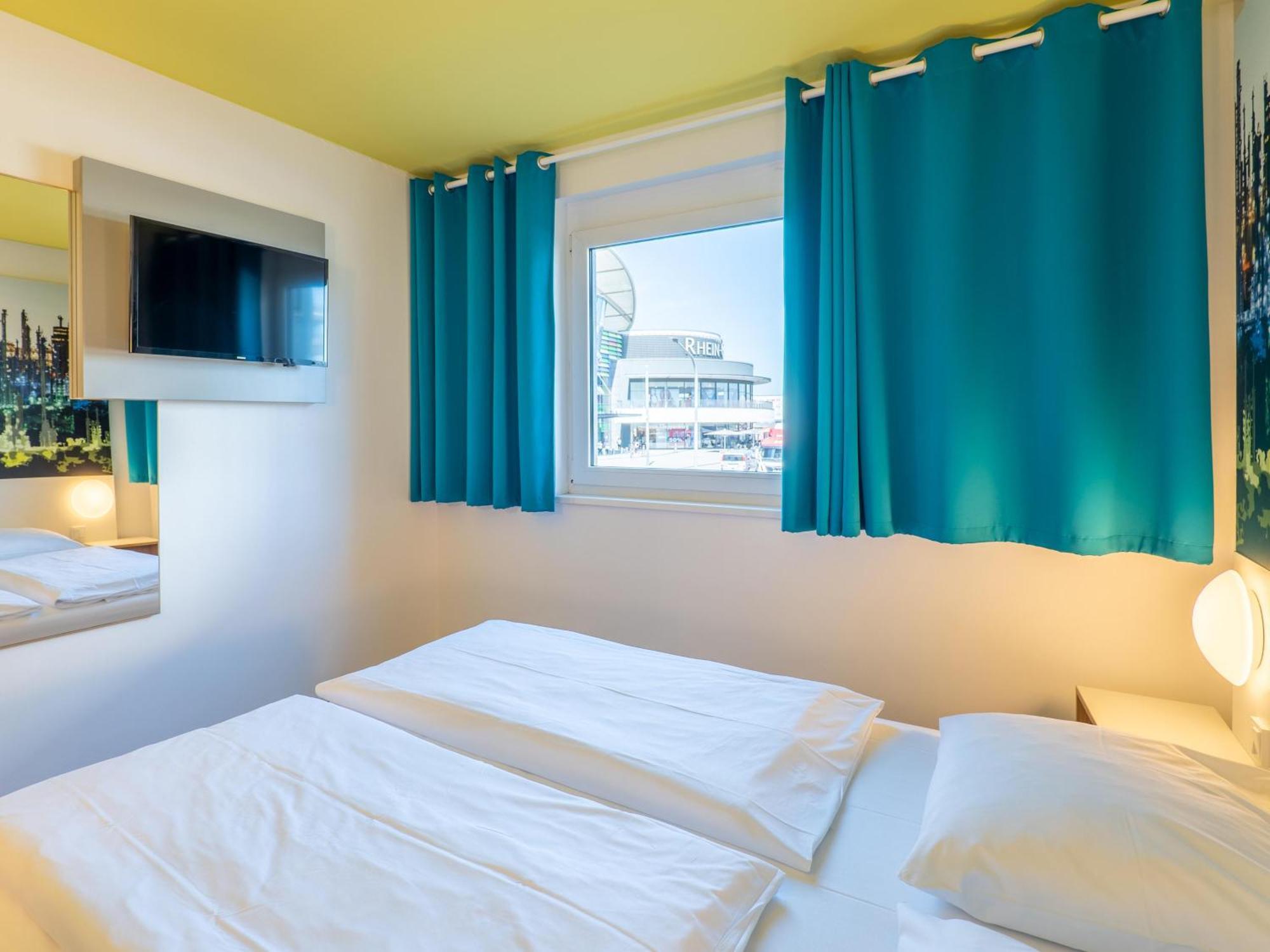 B&B Hotel Ludwigshafen מראה חיצוני תמונה